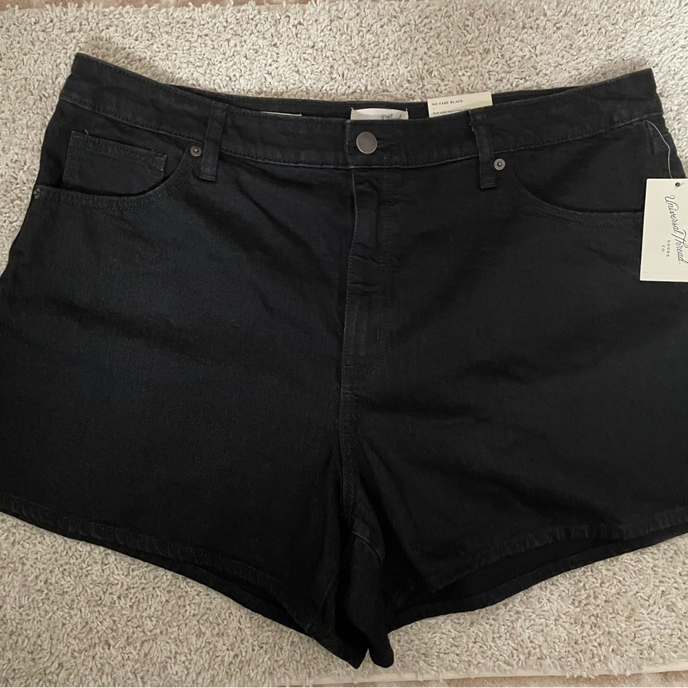 Universal Thread Black Denim High-Rise 90s Cutoff Shorts size 17 NWT